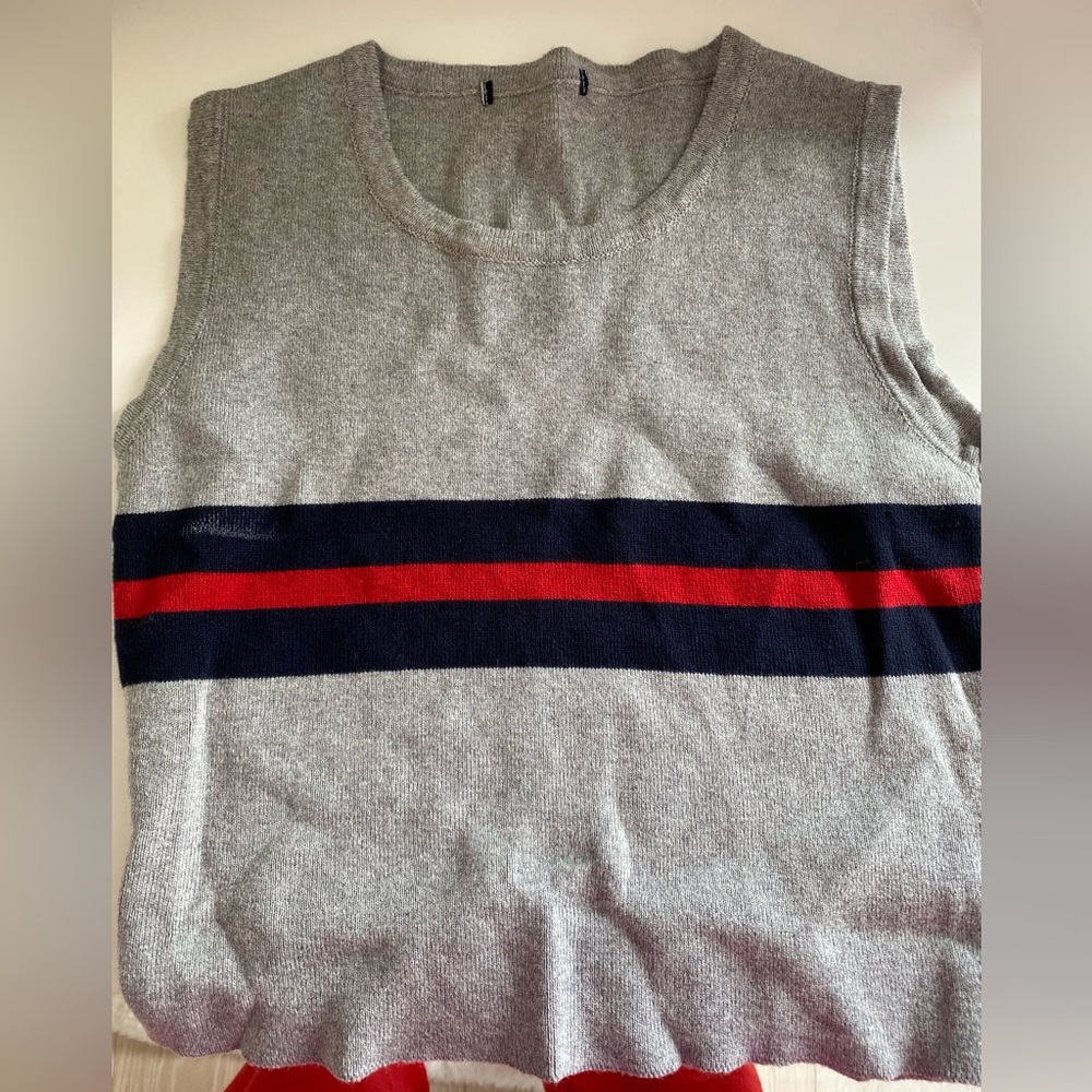 Grey tank with stripe